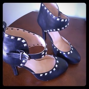 Torrid black stud 4" heels